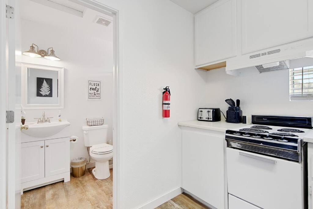 Couples Studio 1 W Full Kitchen Apartamento Oakhurst Exterior foto